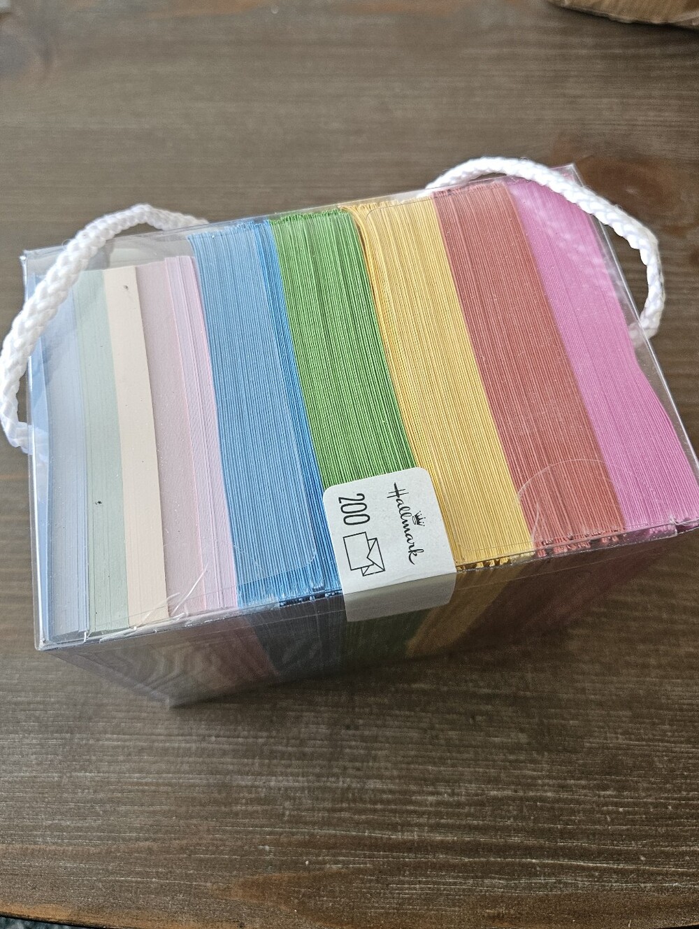 Hallmark 200 Pack Rainbow Pastel Mini Envelopes And Paper- Assorted Colors